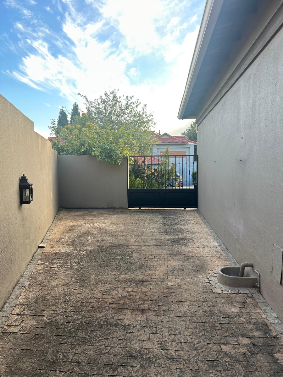 To Let 1 Bedroom Property for Rent in Roodepoort Gauteng