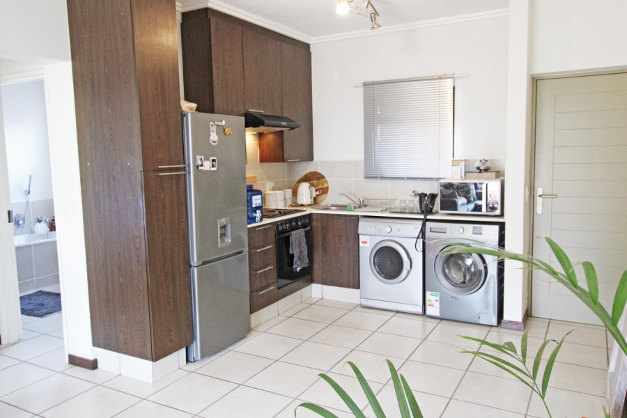 1 Bedroom Property for Sale in Bryanston Gauteng