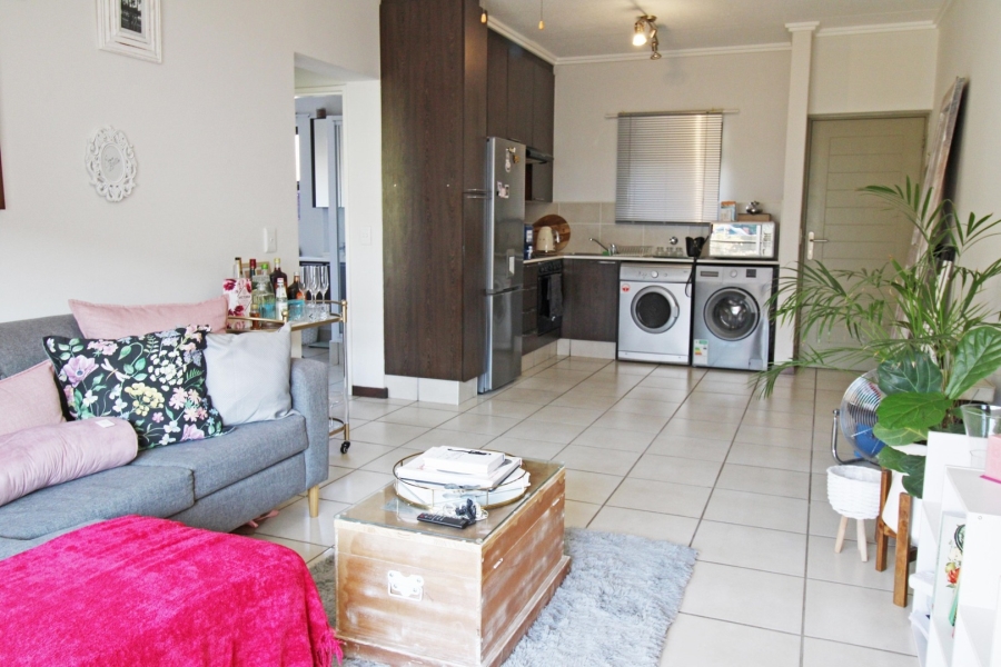 1 Bedroom Property for Sale in Bryanston Gauteng