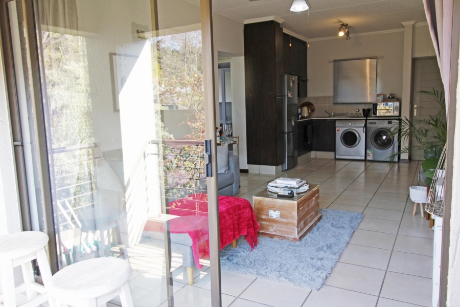 1 Bedroom Property for Sale in Bryanston Gauteng