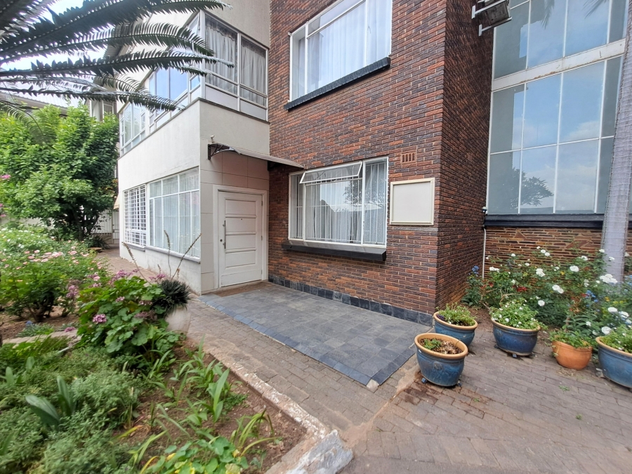 2 Bedroom Property for Sale in Craighall Park Gauteng