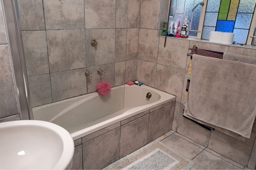 3 Bedroom Property for Sale in Montana Park Gauteng