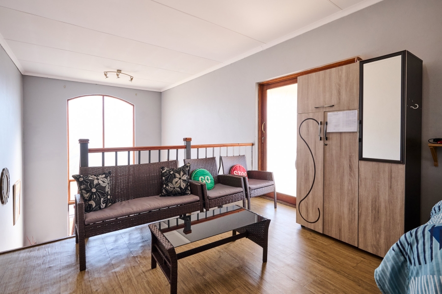 3 Bedroom Property for Sale in Erand Gardens Gauteng