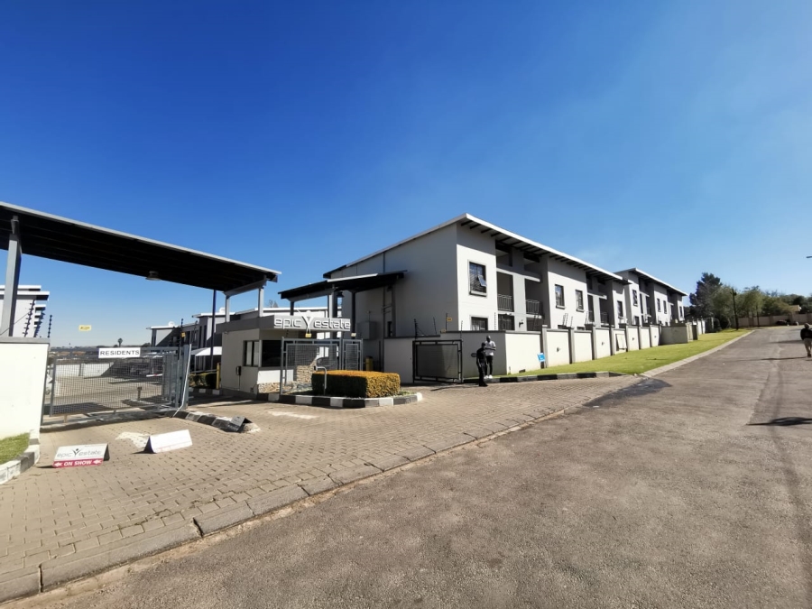 2 Bedroom Property for Sale in Witpoortjie Gauteng