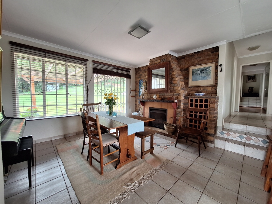 4 Bedroom Property for Sale in Roodekrans Gauteng