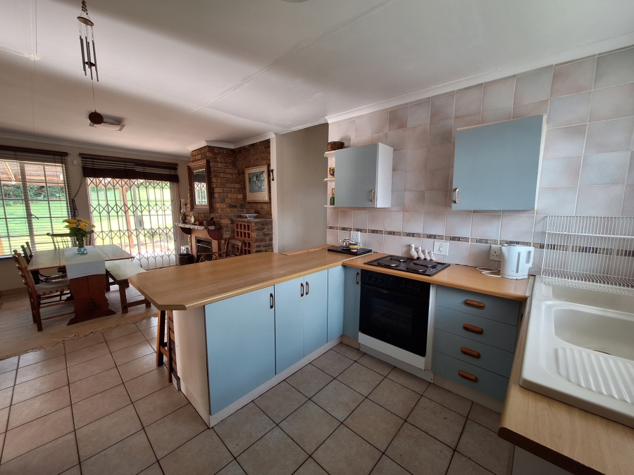 4 Bedroom Property for Sale in Roodekrans Gauteng