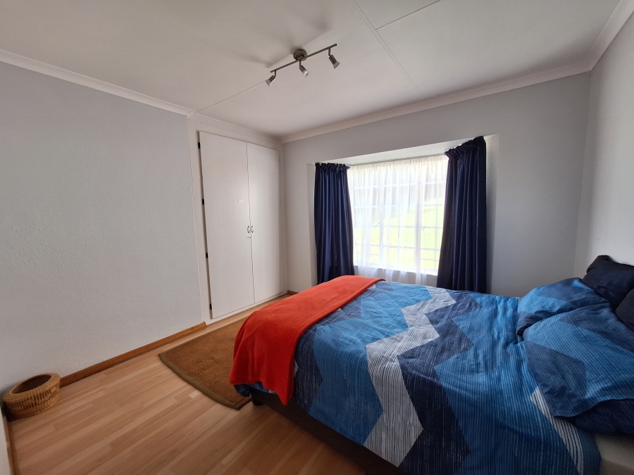 4 Bedroom Property for Sale in Roodekrans Gauteng