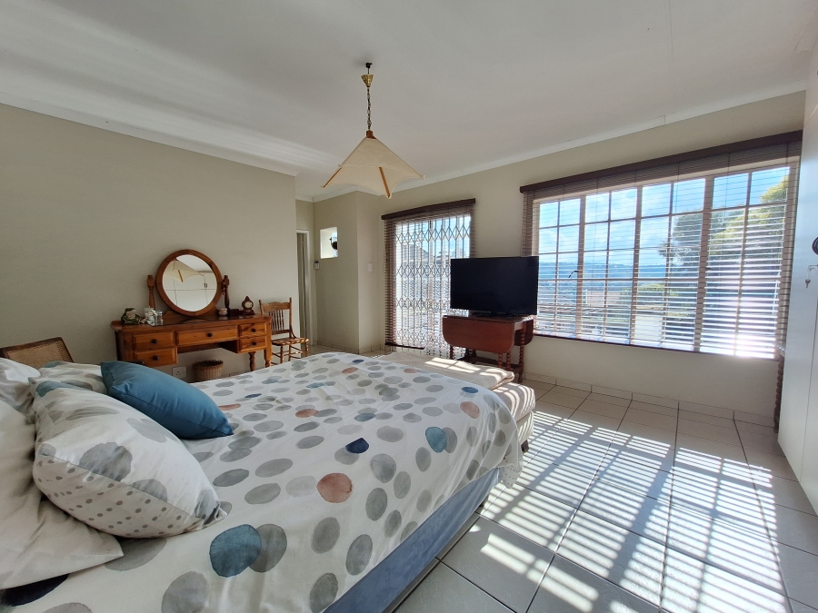 4 Bedroom Property for Sale in Roodekrans Gauteng