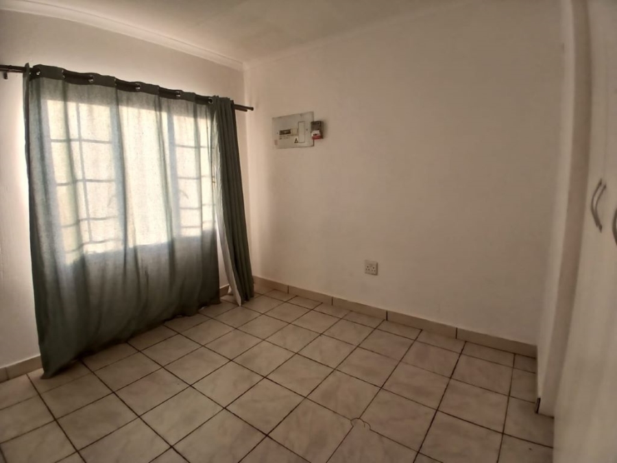 2 Bedroom Property for Sale in Elspark Gauteng