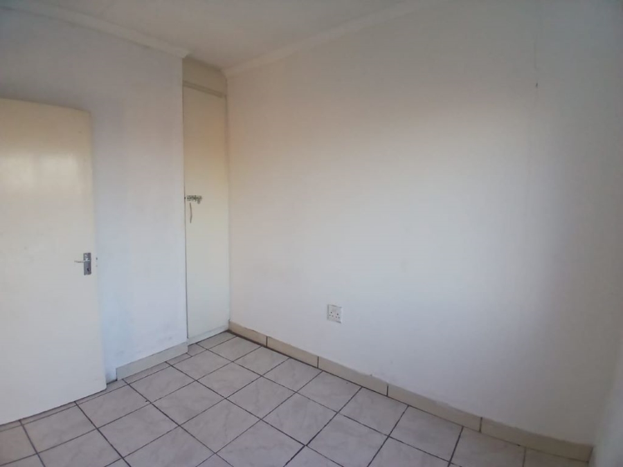 2 Bedroom Property for Sale in Elspark Gauteng