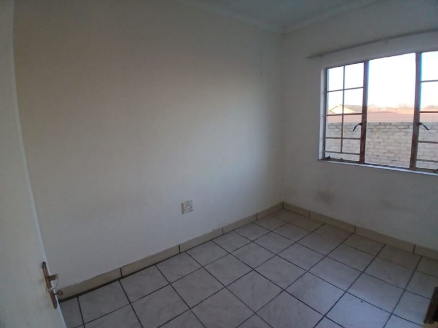 2 Bedroom Property for Sale in Elspark Gauteng