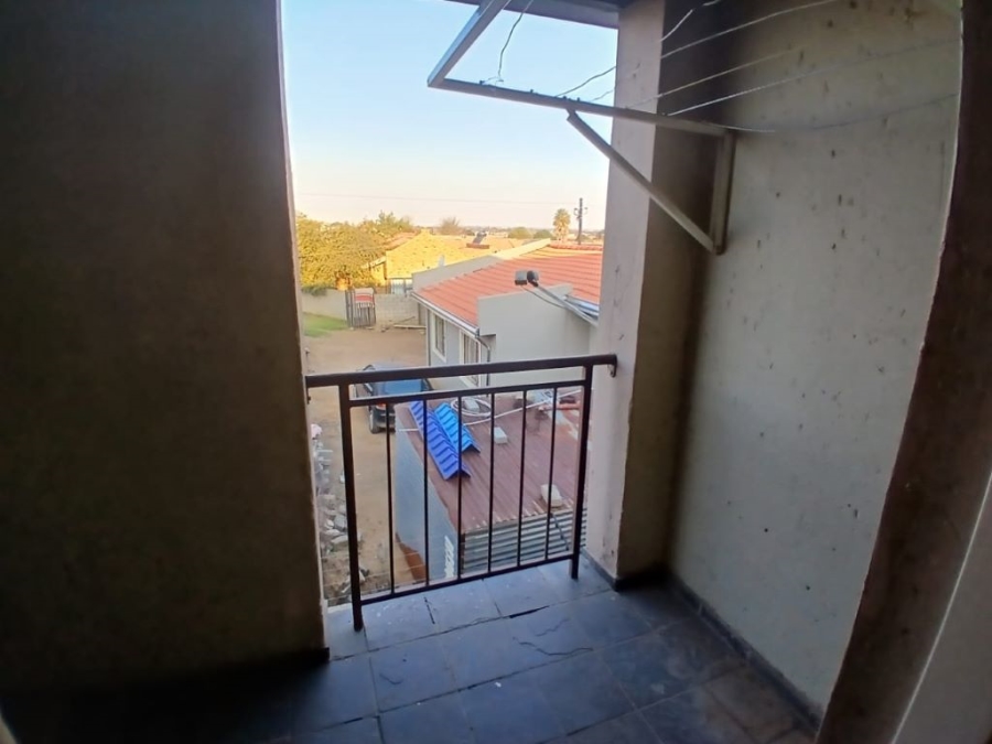2 Bedroom Property for Sale in Elspark Gauteng