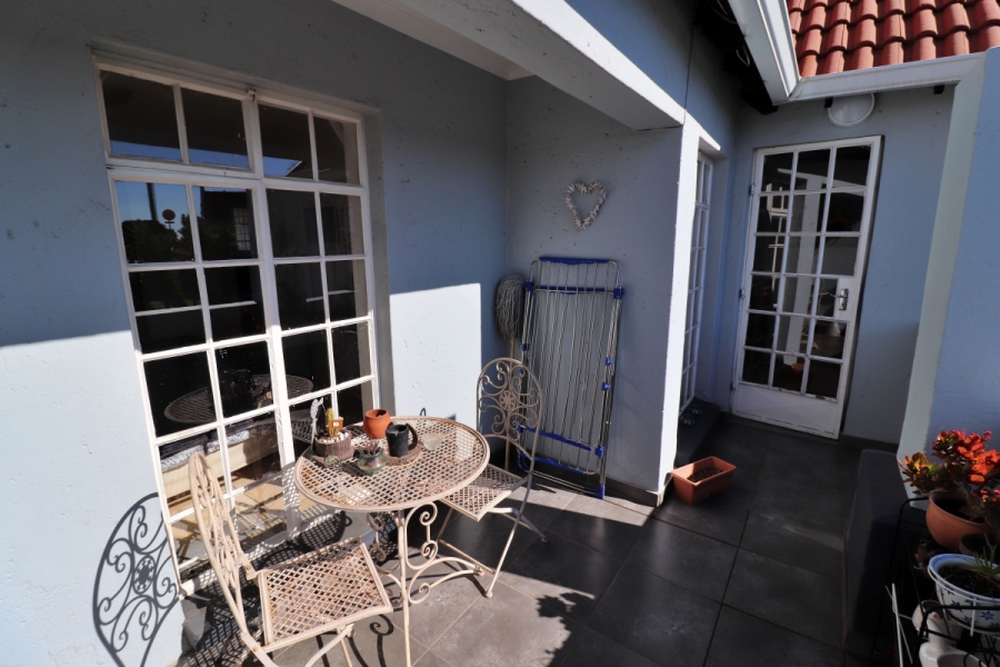 2 Bedroom Property for Sale in Eden Glen Gauteng