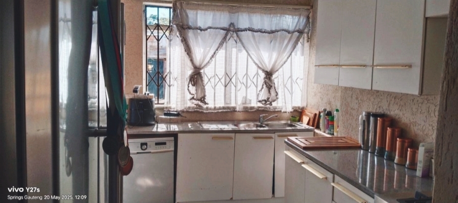 2 Bedroom Property for Sale in Selection Park Gauteng