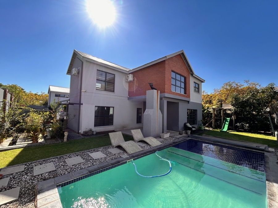 4 Bedroom Property for Sale in Ferndale Gauteng