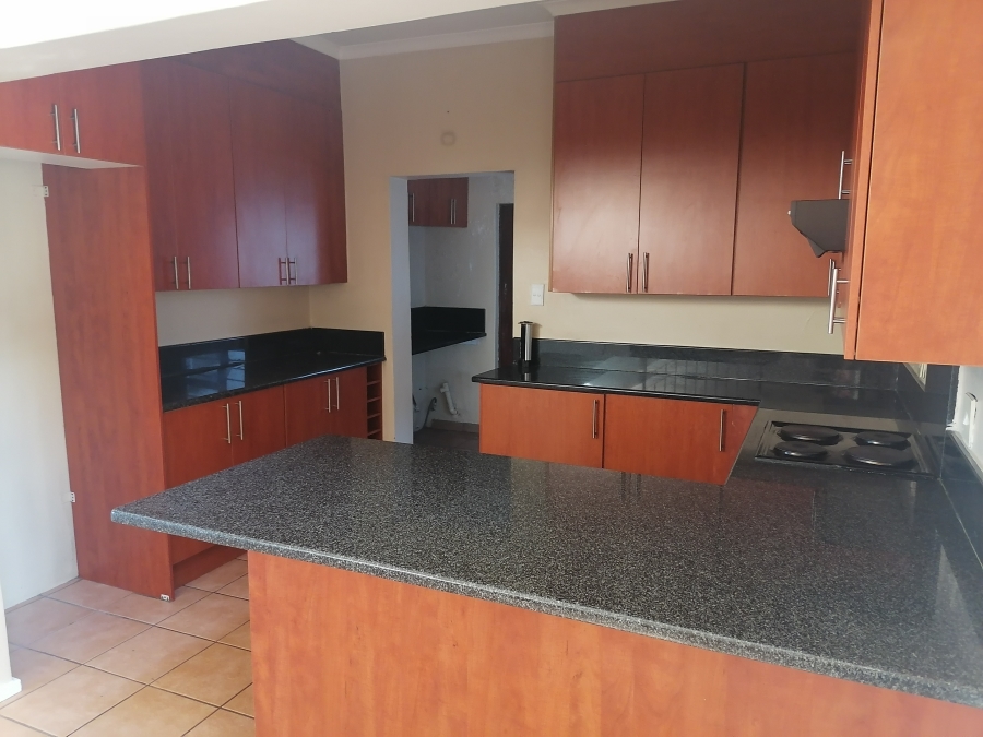 To Let 3 Bedroom Property for Rent in Honeydew Gauteng