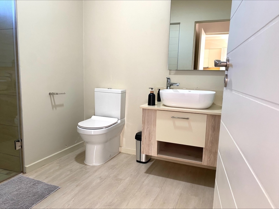 To Let 1 Bedroom Property for Rent in Rosebank Gauteng