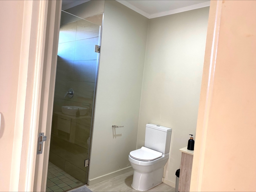To Let 1 Bedroom Property for Rent in Rosebank Gauteng
