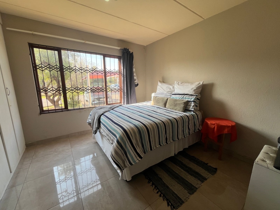 2 Bedroom Property for Sale in Meredale Gauteng