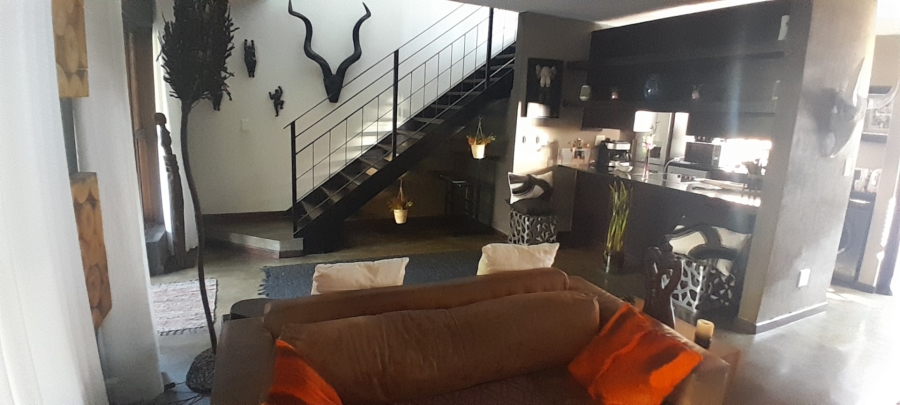 To Let 2 Bedroom Property for Rent in Broadacres Gauteng