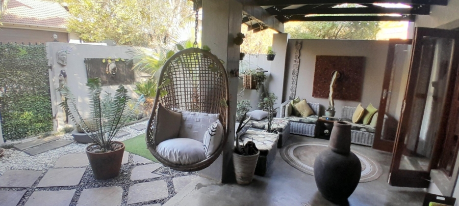 To Let 2 Bedroom Property for Rent in Broadacres Gauteng