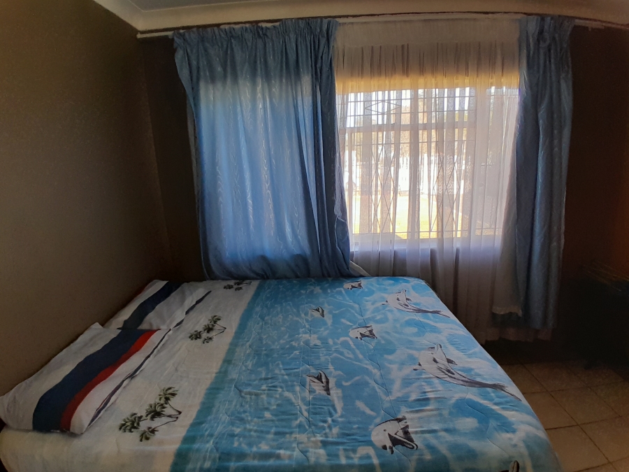 4 Bedroom Property for Sale in Witpoortjie Gauteng