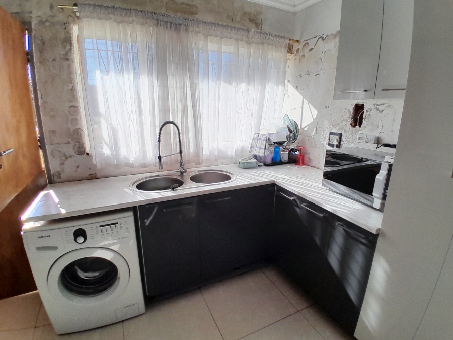 4 Bedroom Property for Sale in Witpoortjie Gauteng