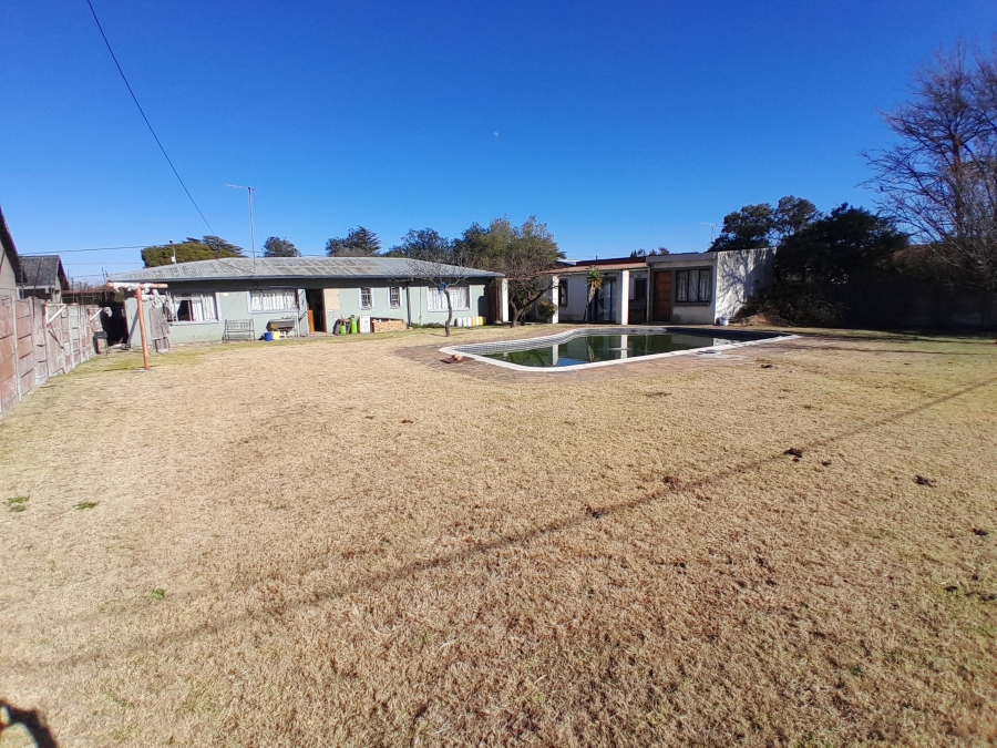 4 Bedroom Property for Sale in Witpoortjie Gauteng