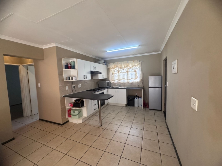 2 Bedroom Property for Sale in Bardene Gauteng