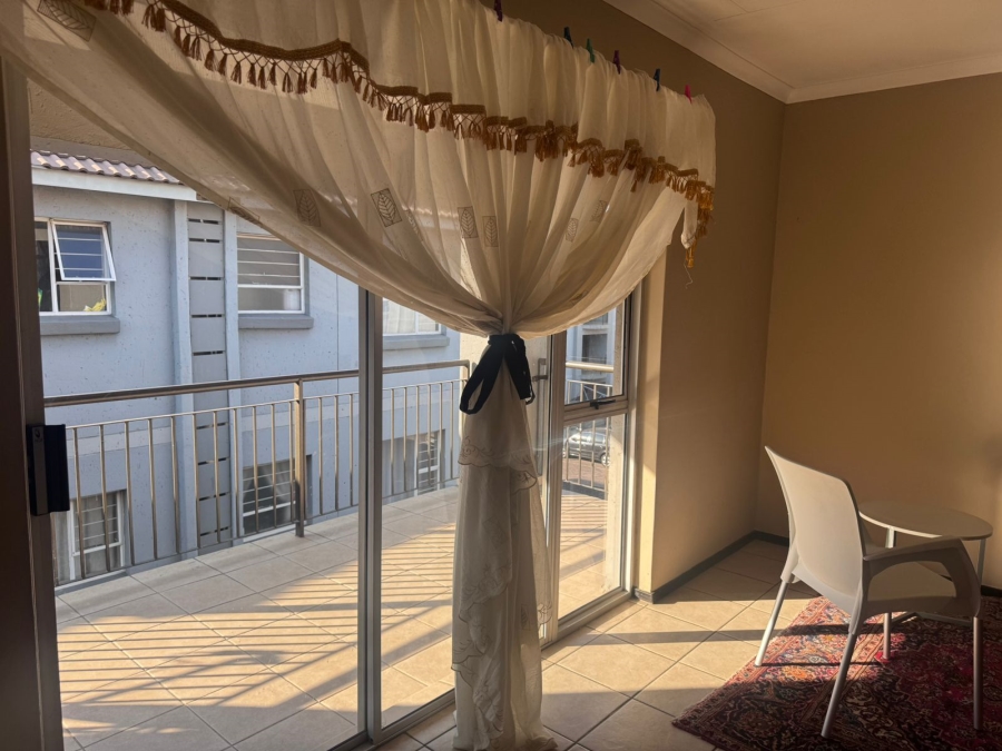 2 Bedroom Property for Sale in Bardene Gauteng