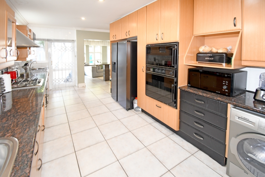 4 Bedroom Property for Sale in Morningside Gauteng