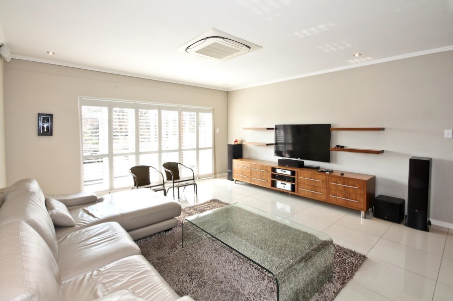 To Let 3 Bedroom Property for Rent in Morningside Gauteng