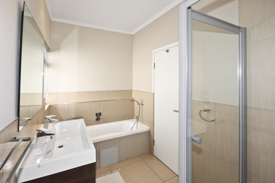 To Let 3 Bedroom Property for Rent in Morningside Gauteng