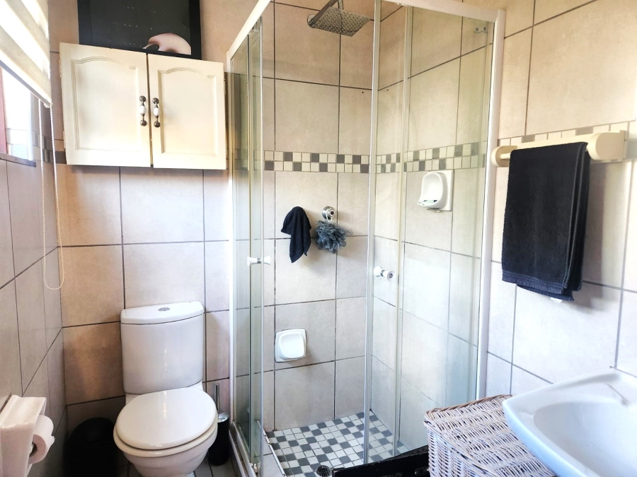 To Let 1 Bedroom Property for Rent in Doringkloof Gauteng