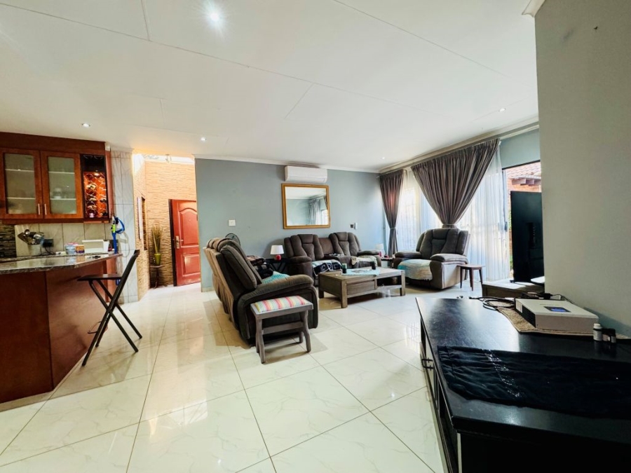 3 Bedroom Property for Sale in Doornpoort Gauteng