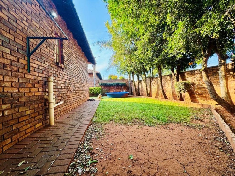 3 Bedroom Property for Sale in Doornpoort Gauteng