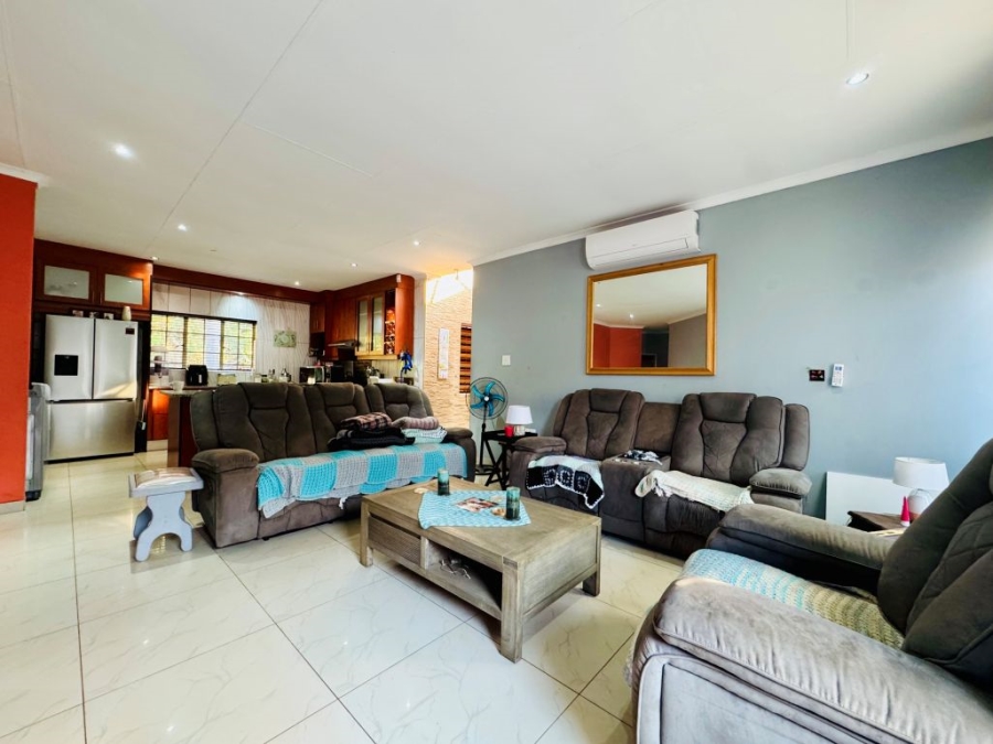 3 Bedroom Property for Sale in Doornpoort Gauteng