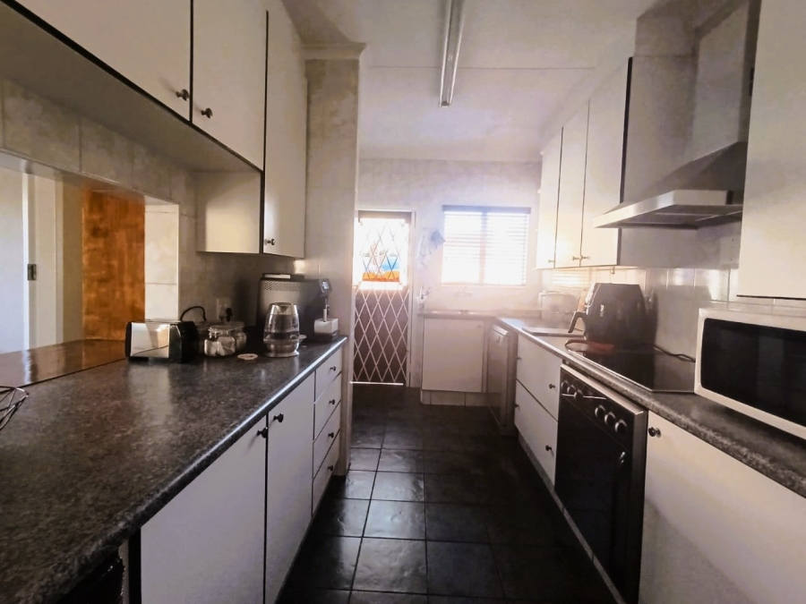 3 Bedroom Property for Sale in Brackenhurst Gauteng