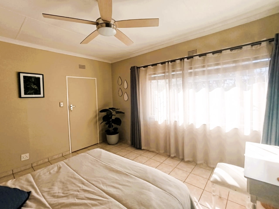 3 Bedroom Property for Sale in Brackenhurst Gauteng