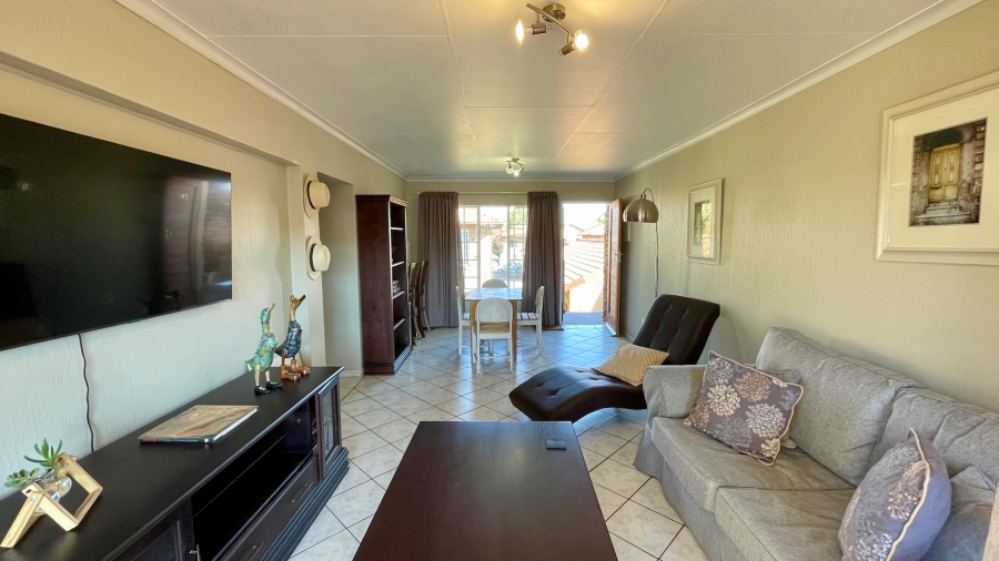 To Let 2 Bedroom Property for Rent in Moreleta Park Gauteng