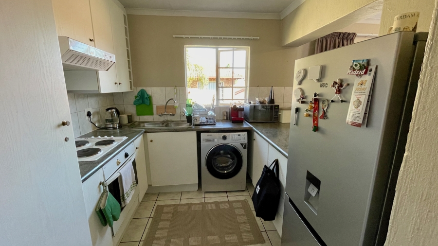 To Let 2 Bedroom Property for Rent in Moreleta Park Gauteng