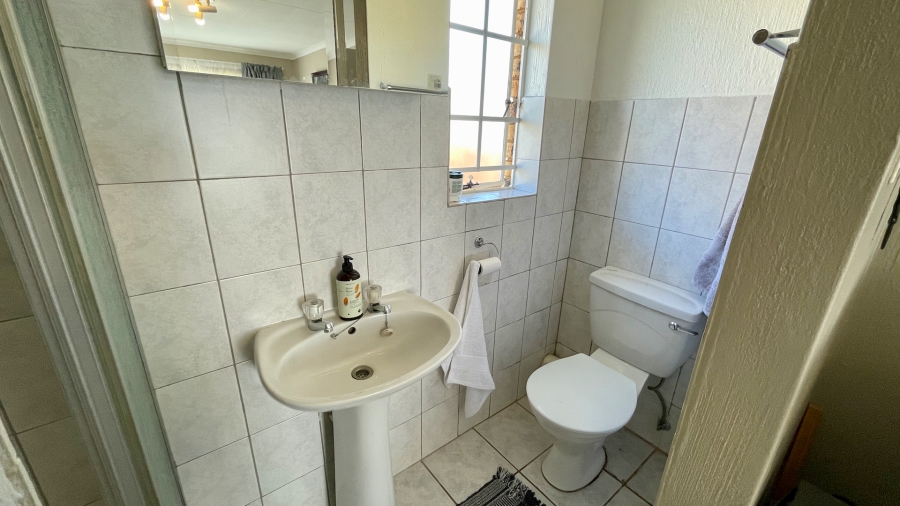 To Let 2 Bedroom Property for Rent in Moreleta Park Gauteng