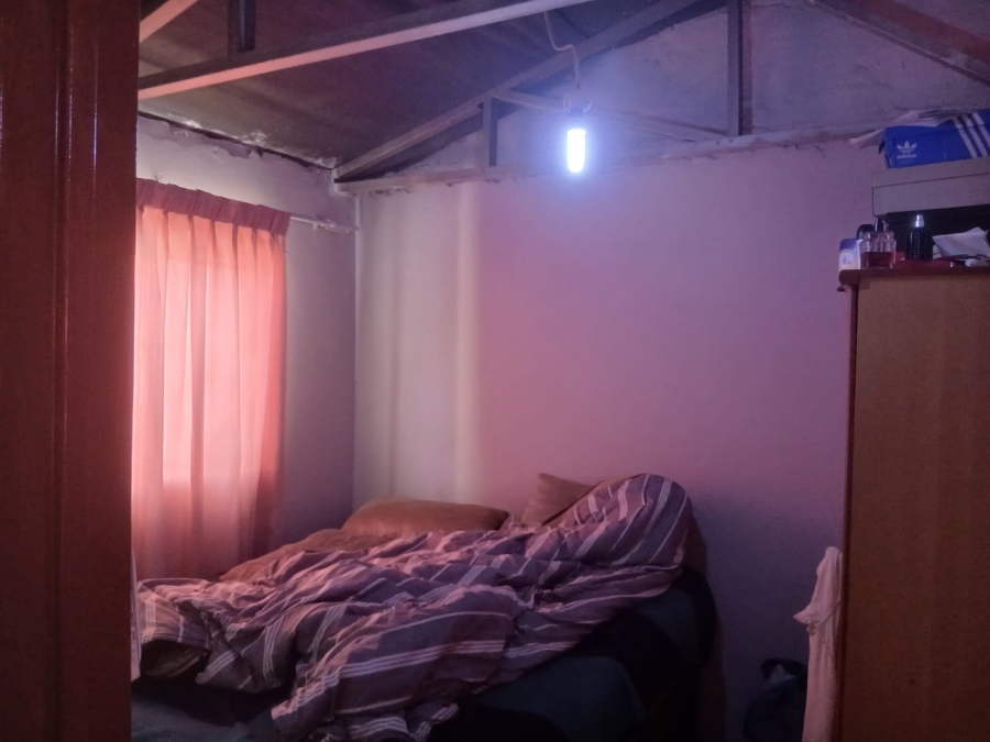 2 Bedroom Property for Sale in Mohlakeng Gauteng