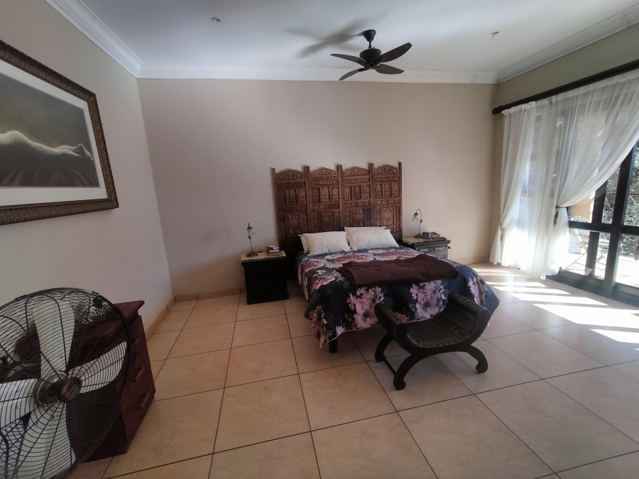 5 Bedroom Property for Sale in Hartebeeshoek Gauteng