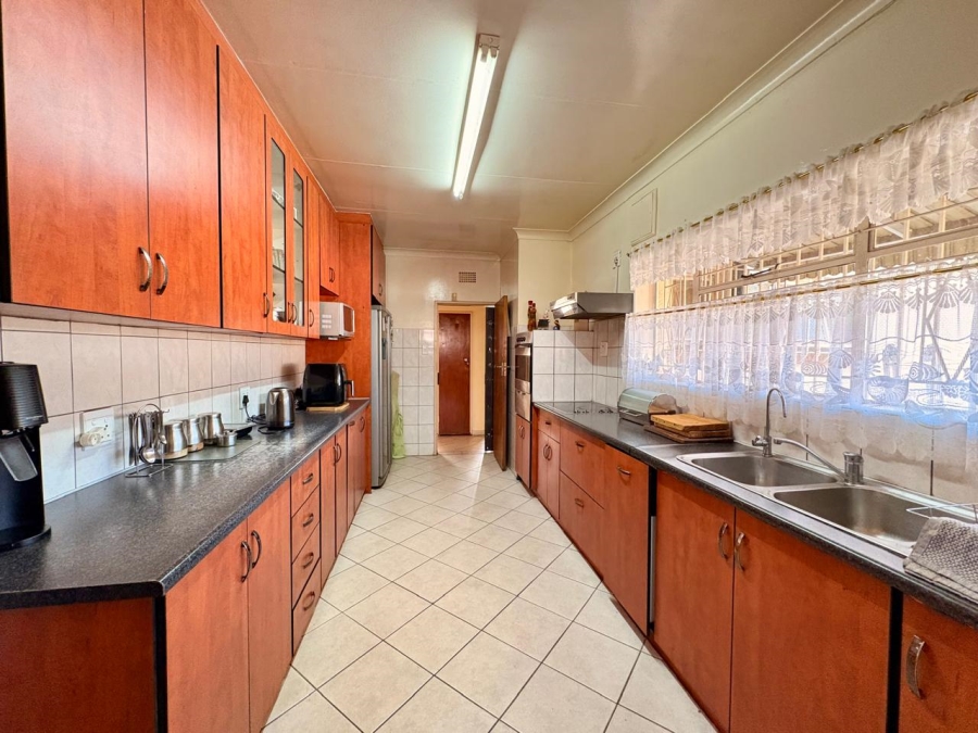 3 Bedroom Property for Sale in Selcourt Gauteng