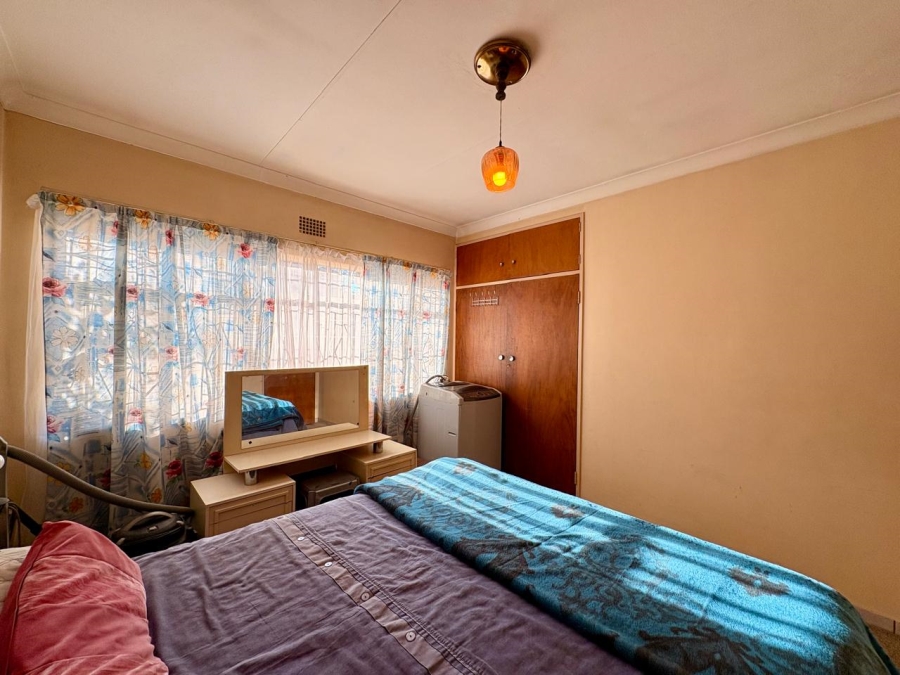 3 Bedroom Property for Sale in Selcourt Gauteng