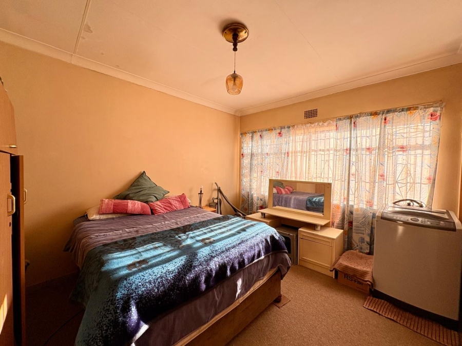 3 Bedroom Property for Sale in Selcourt Gauteng
