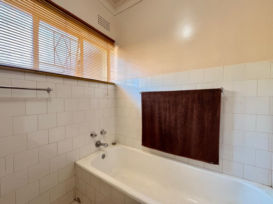3 Bedroom Property for Sale in Selcourt Gauteng