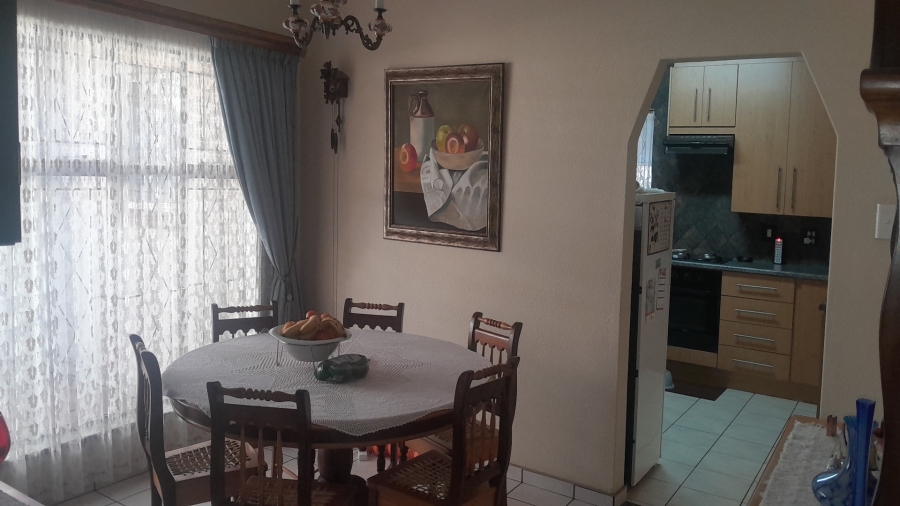 4 Bedroom Property for Sale in Vanderbijlpark SE 2 Gauteng