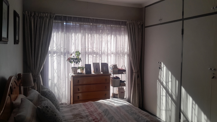 4 Bedroom Property for Sale in Vanderbijlpark SE 2 Gauteng
